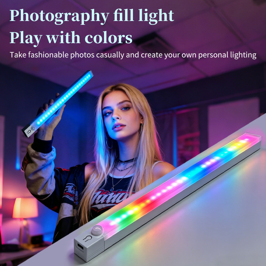 Lampu Meja LED RGB Dapat Diisi - Accessories For Your Gaming Room ulasan dan harga